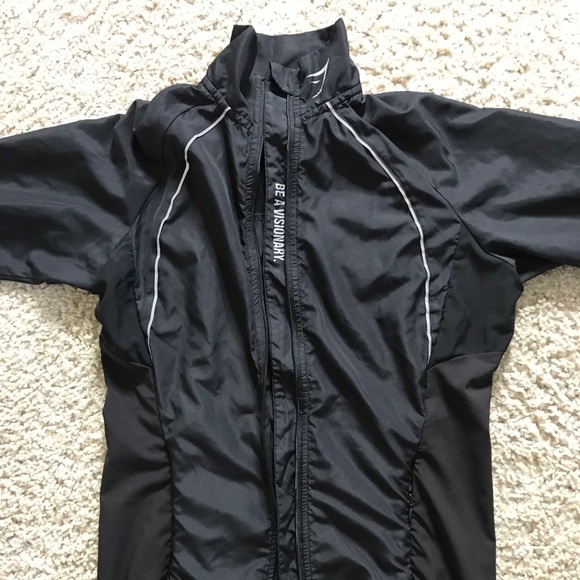 gymshark windbreaker